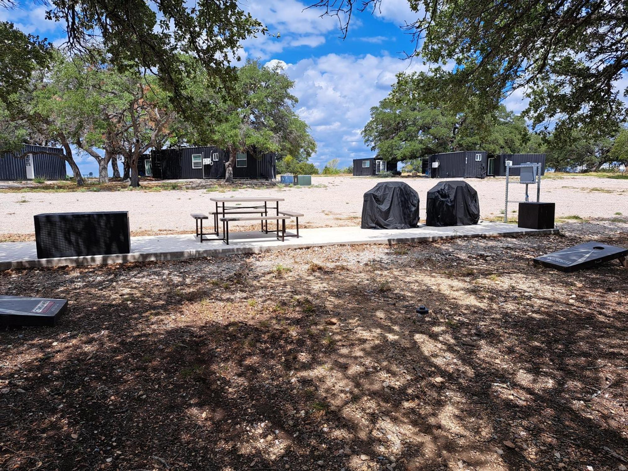 The Container Retreat @ 290 Wine Trail #1 Escape To Hye, Txヴィラ エクステリア 写真